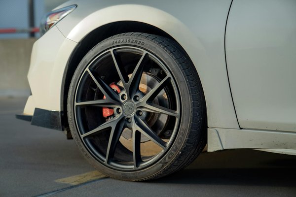 Welche neuen Materialien werden im Fahrzeugbau verwendet?